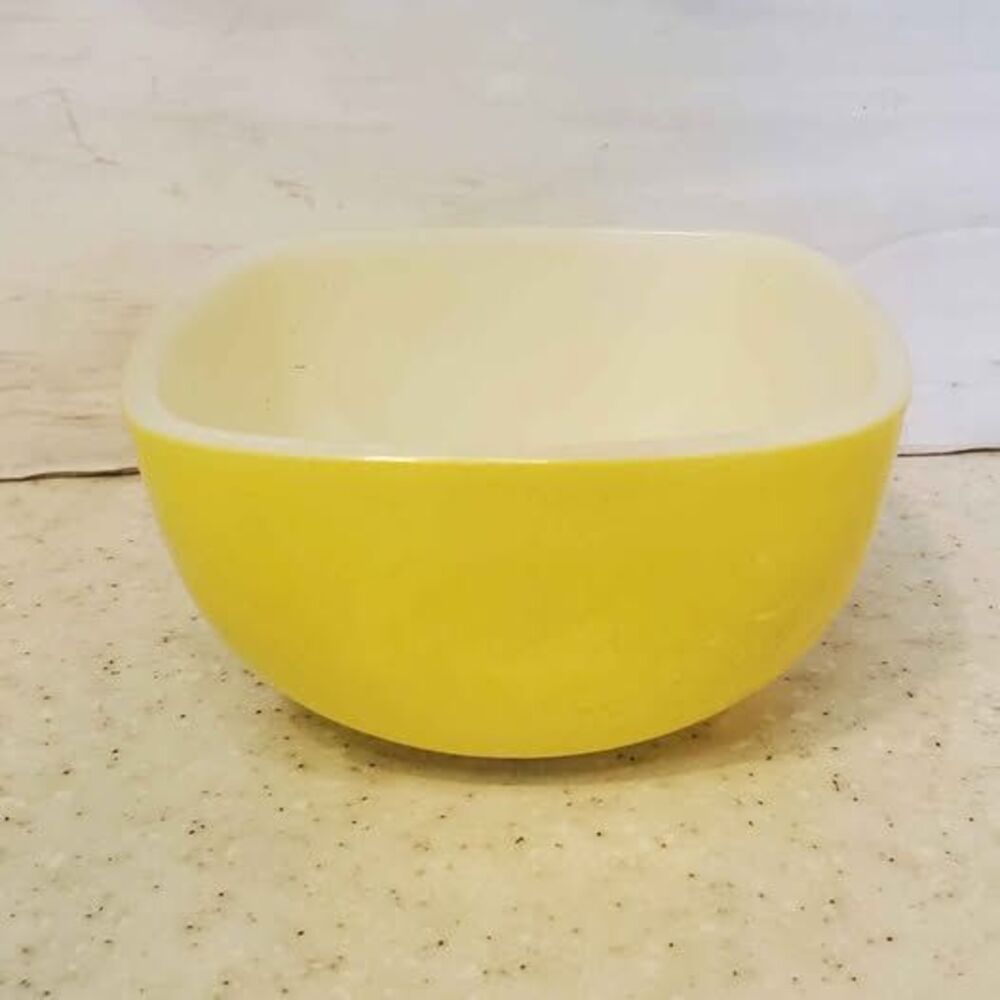 Vintage Pyrex 407 Yellow Square Ramekin Mini Mixing Prep Bowl Custard Dish